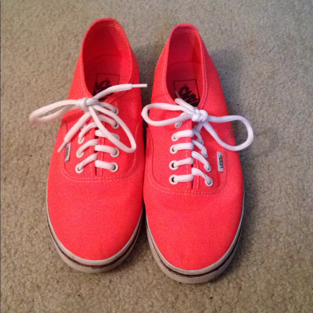 Hot Pink- Vans
